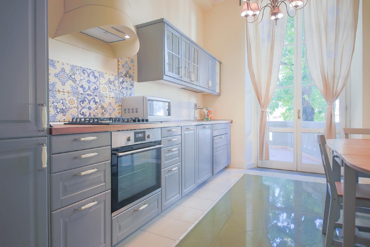Modern & Stylish Oberdan Florença